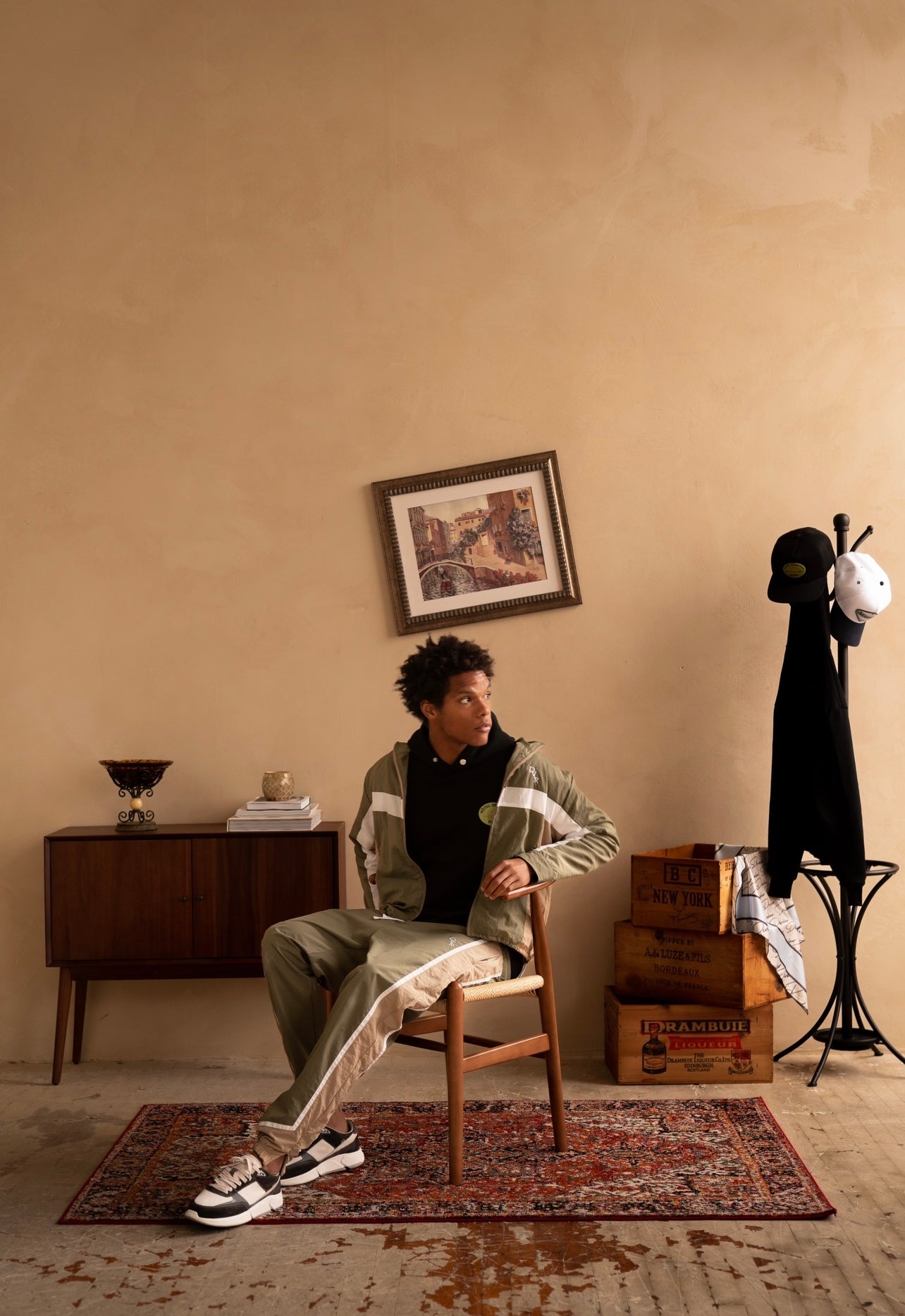 Hotel Dévaleur Hoodie